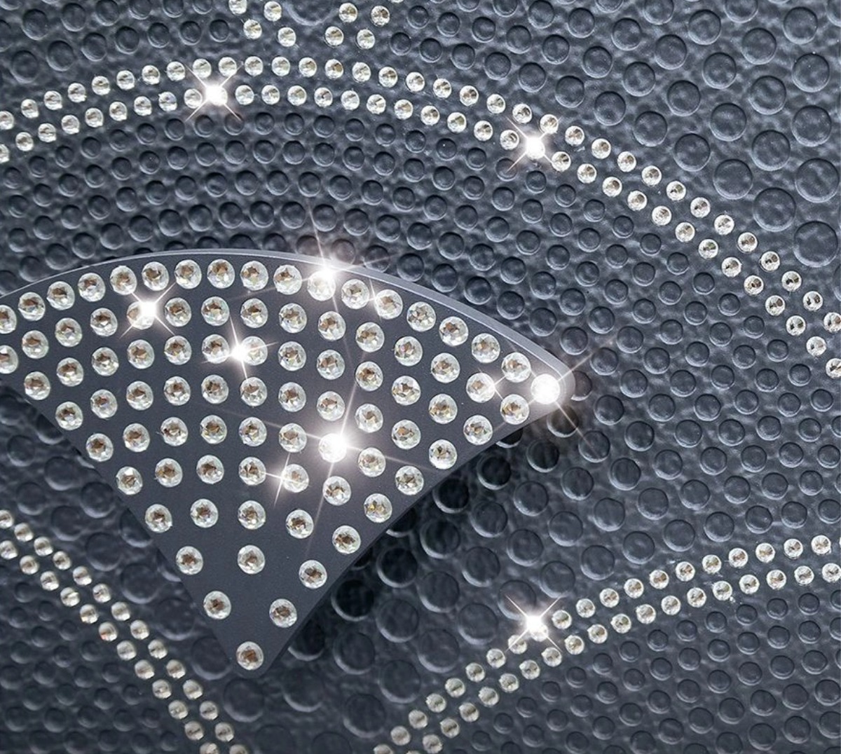 WaveScale Luxury Pivot Entrance Door detail image